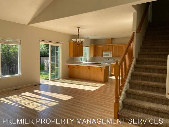 Building Photo - 3 br, 2 bath House - 2272 33rd Street