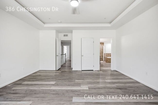 Building Photo - 386 Chessington Dr