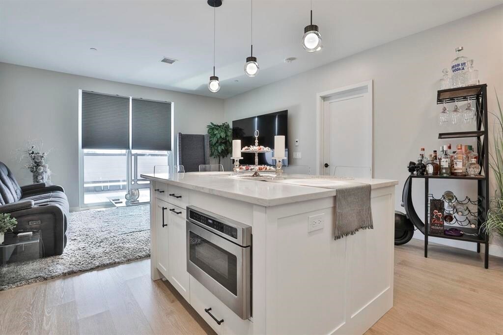 Building Photo - 18 Artisan Dr