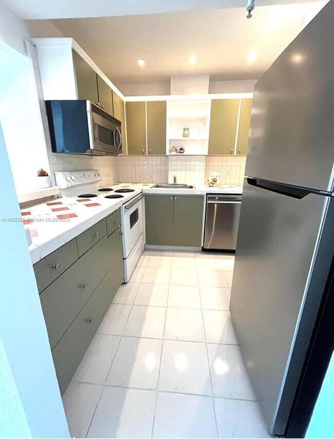 Building Photo - 2829 Indian Creek Dr