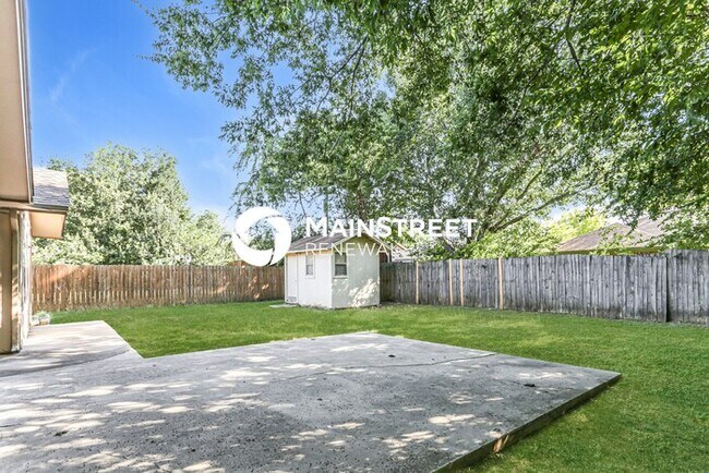 Building Photo - 3 Bedroom Pet-Friendly Home in Watauga, TX with Main Street Renewal