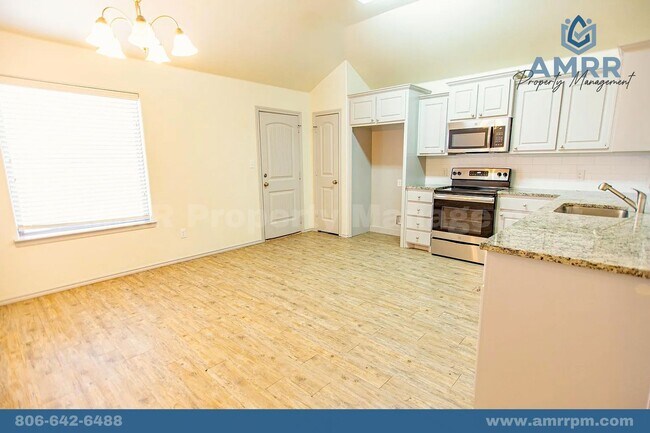 Building Photo - 1406 Kingston St