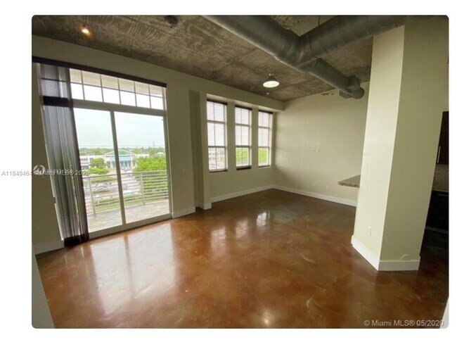 Building Photo - 1789 NE Miami Gardens Dr