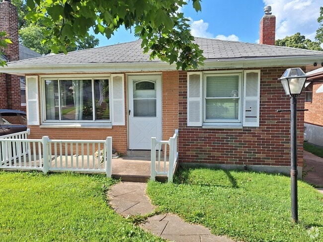 Building Photo - 7403 Weil Ave