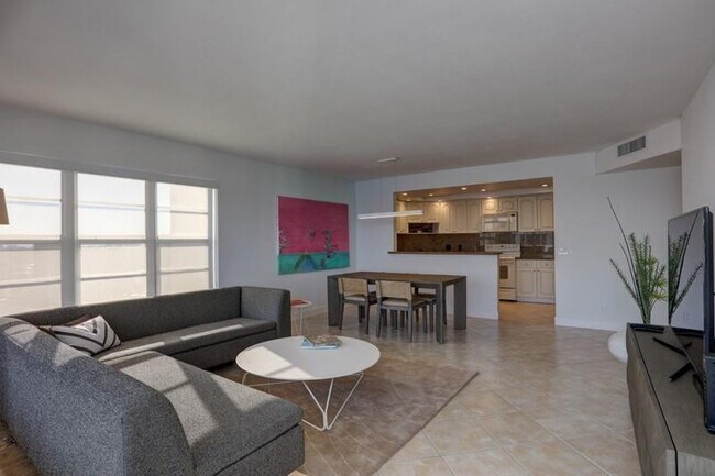 Building Photo - 3700 Galt Ocean Dr