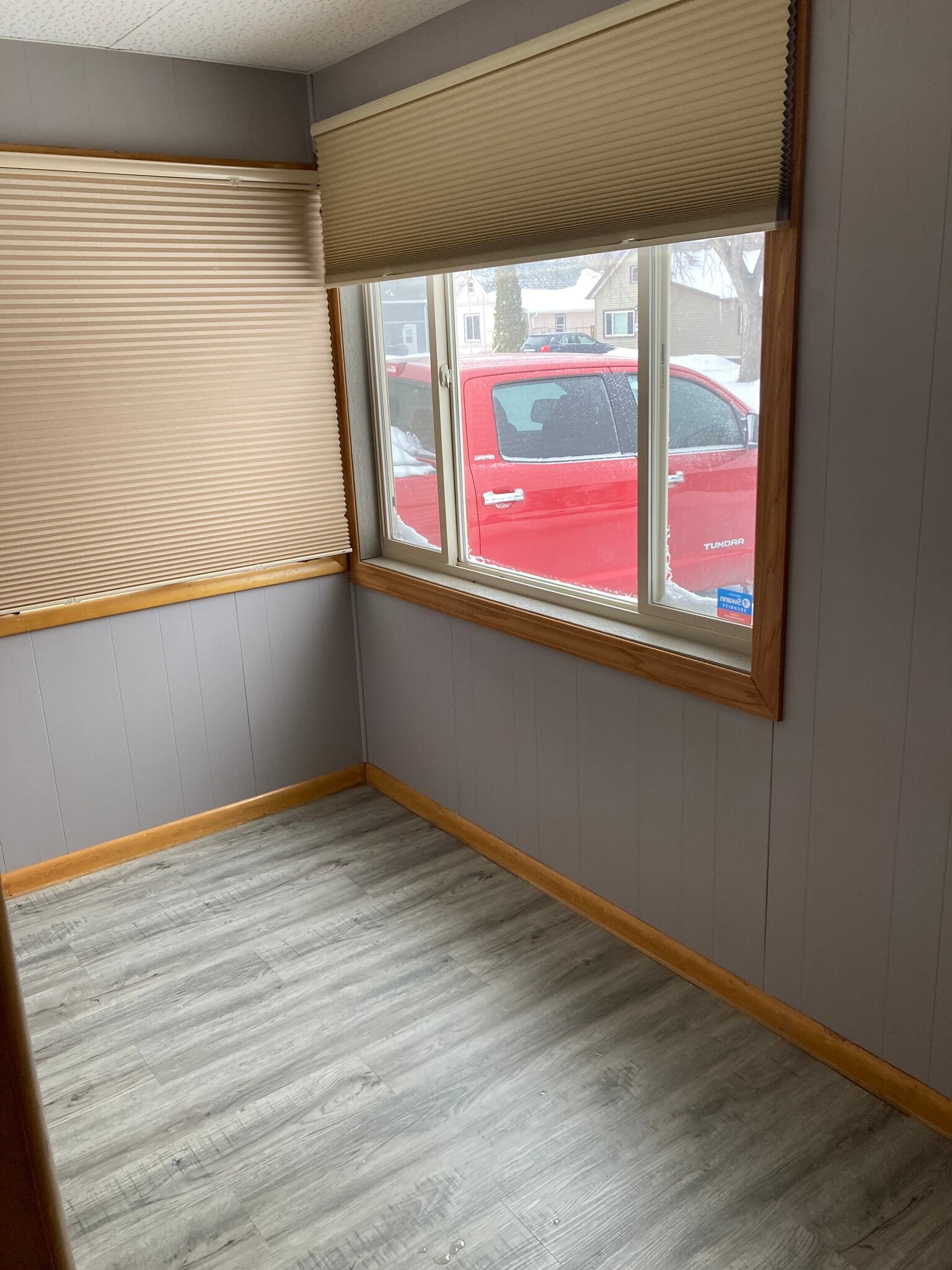 Building Photo - 413 2nd St SW