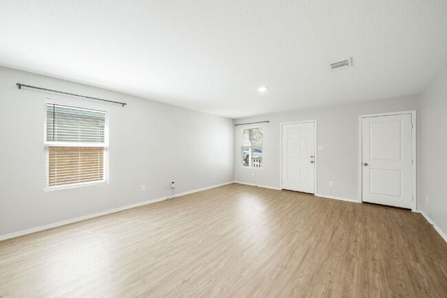 Building Photo - 14718 Dillard Ml