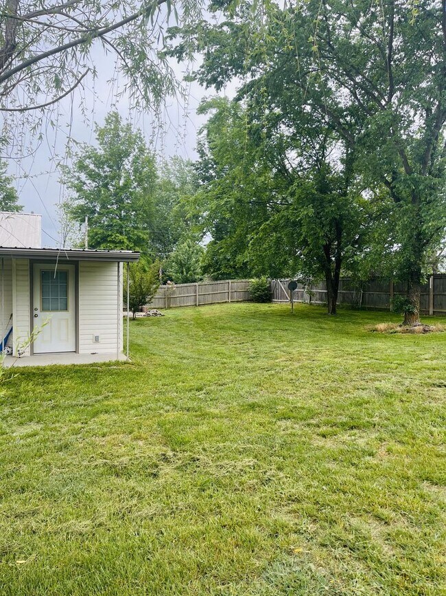 Building Photo - 14255 Camden Ln
