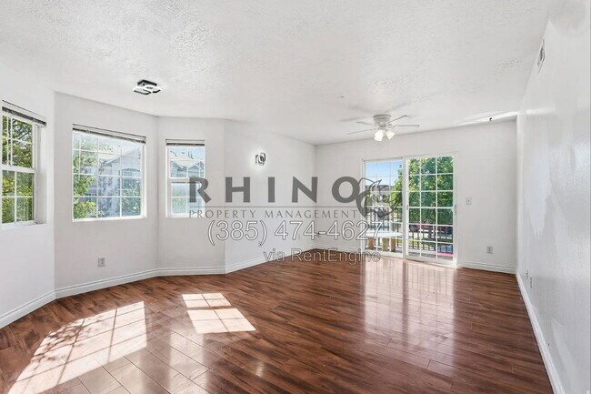 Building Photo - 14026 Sonora Way