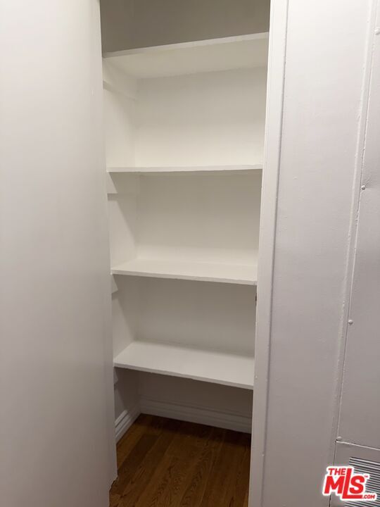 Building Photo - 6013 Carlton Way