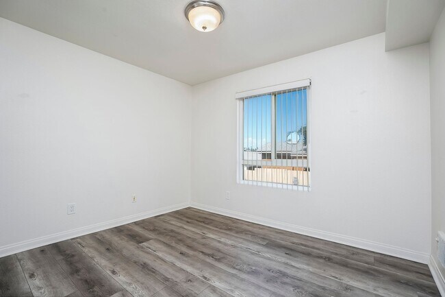 Building Photo - 5252 Orange Ave