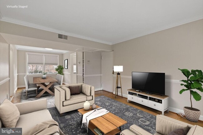 Living/Dining Room (virtual staging) - 6622 Boulevard Vw