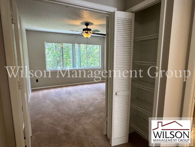 Building Photo - 4863 Walden Cir