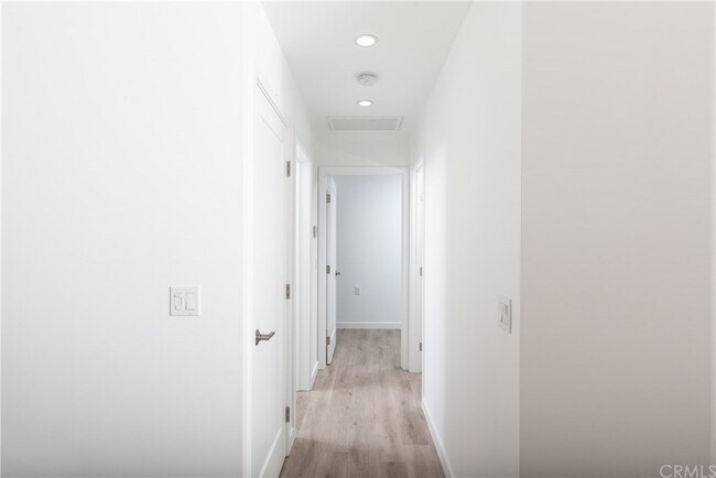 Building Photo - 3029 C. Sonora