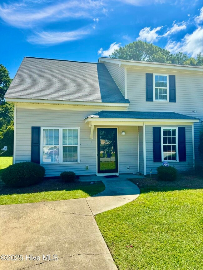 Building Photo - 1127 Brownlea Dr