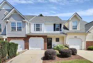 Building Photo - 2292 Hanover Ct