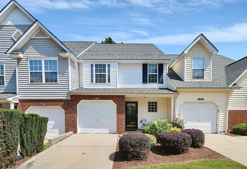 Building Photo - 2292 Hanover Ct