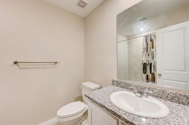 Building Photo - 8409 Holw Bnd St