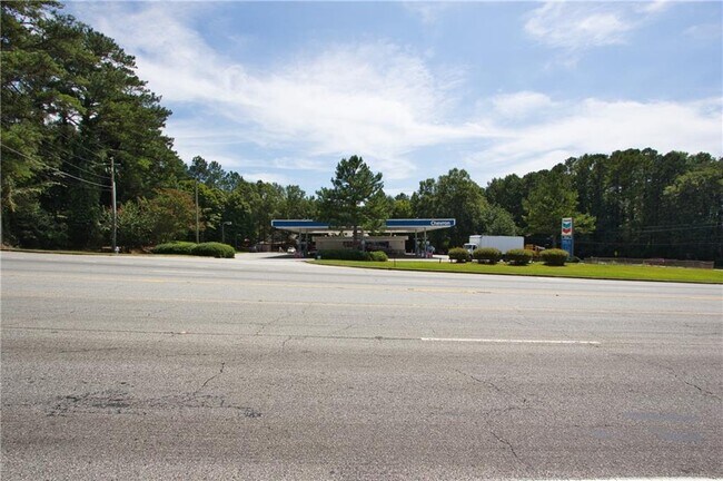 Building Photo - 1835 Lawrenceville Hwy