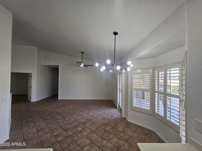 Building Photo - 8824 W Custer Ln