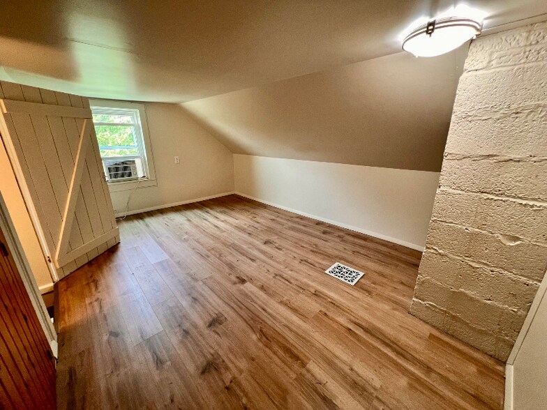 Building Photo - 3495 Caboose Ln