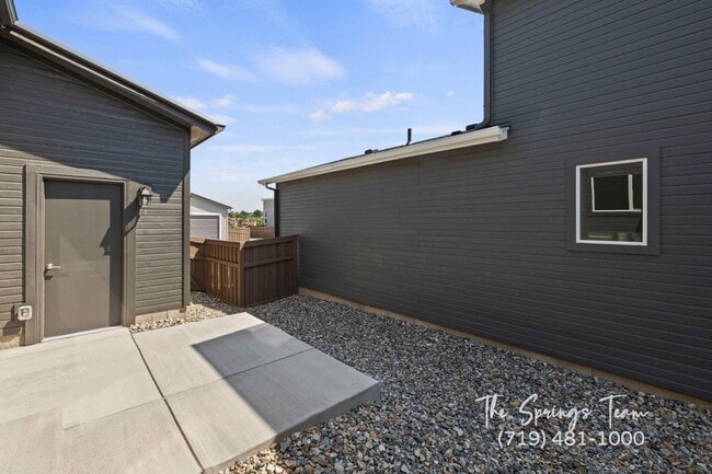 Building Photo - MODERN & *NEW* 2BD/2BA HOME IN THE NEW PREAMBLE COLLECTION AT GREENWAYS - Security Deposit Waiver...