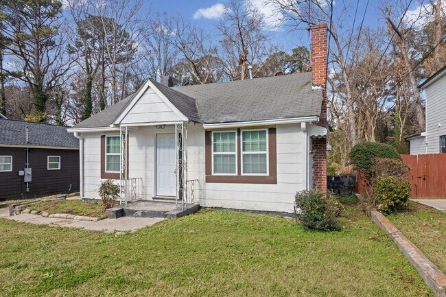 Building Photo - 1971 Detriot Avenue - For Rent $2000.00 3 bedrooms, 2 baths Off street parking