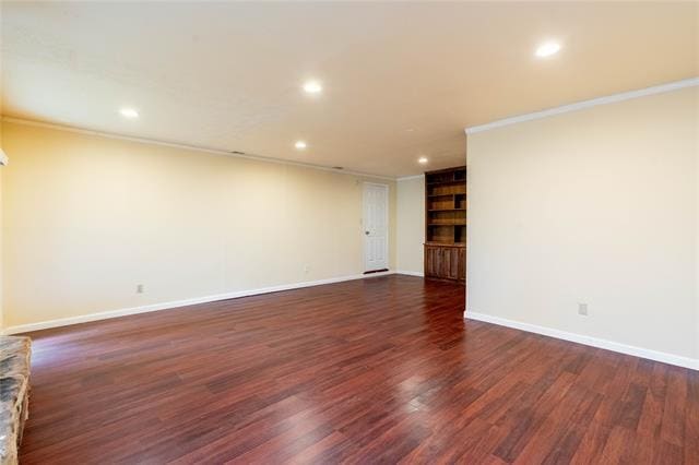 Building Photo - 510 Cranbrook Park