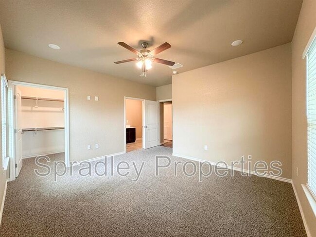 Building Photo - 1007A Laurel Dr