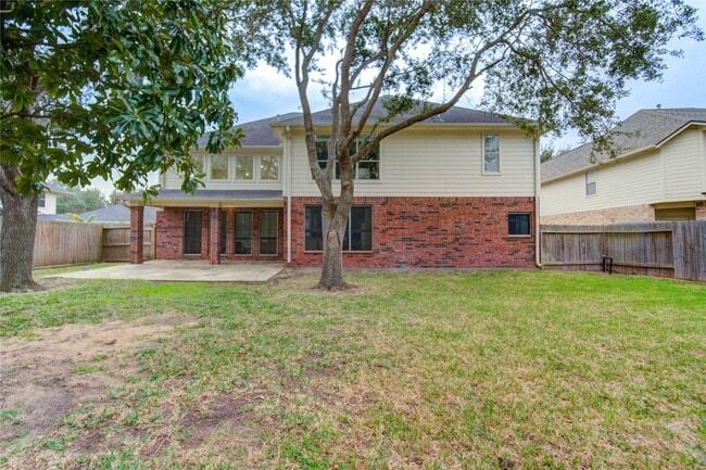Building Photo - 2327 Centerbrook Ln