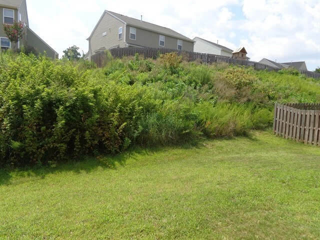 Building Photo - 6137 Kilchurn Dr
