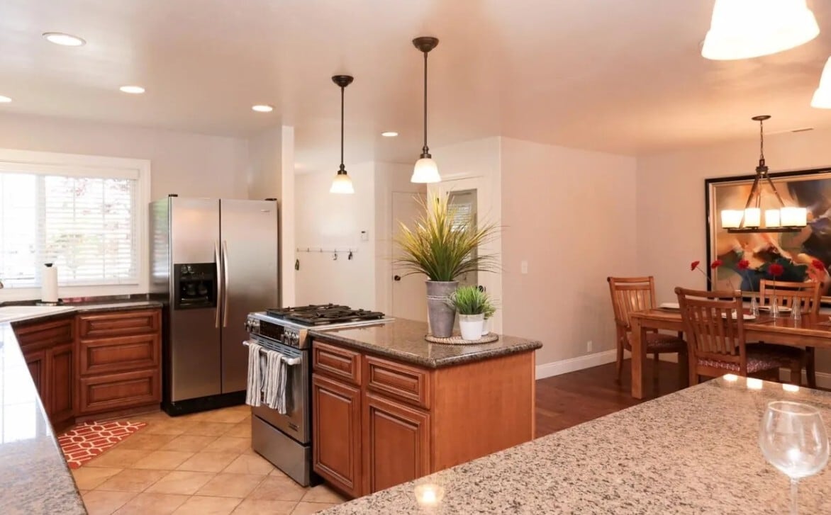 Building Photo - 15146 Chelsea Dr