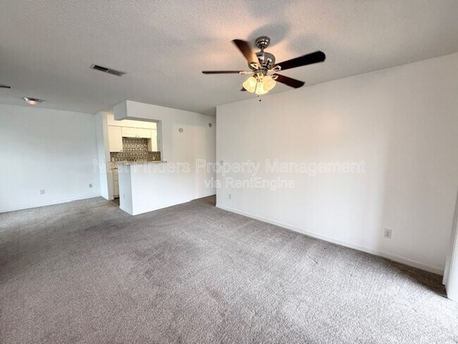 Building Photo - 10200 Belle Rive Blvd
