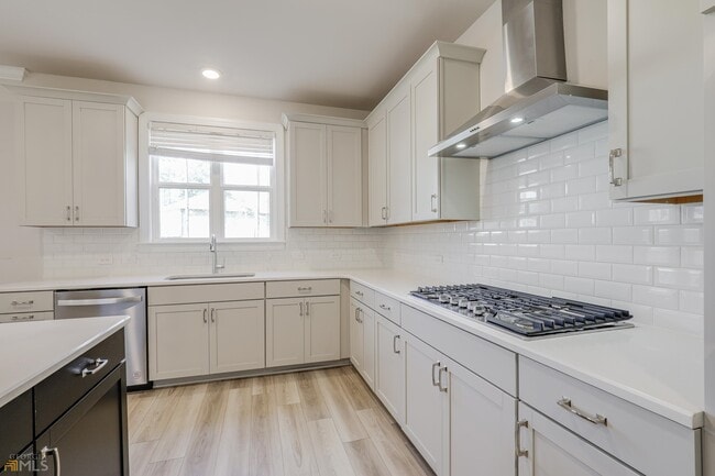 Building Photo - 322 Caledonia Ct