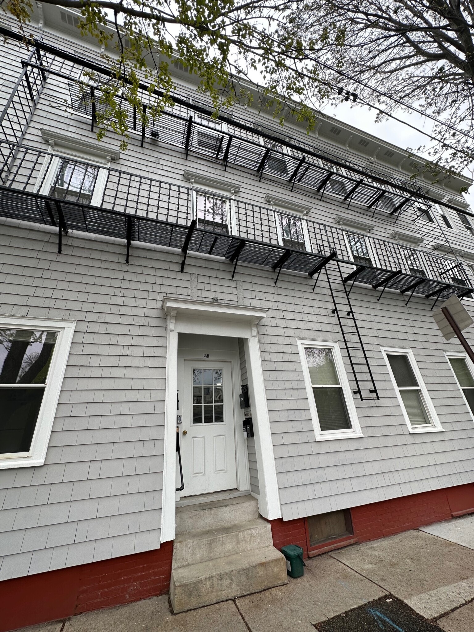 Building Photo - 148 Fifth St. Unit 2