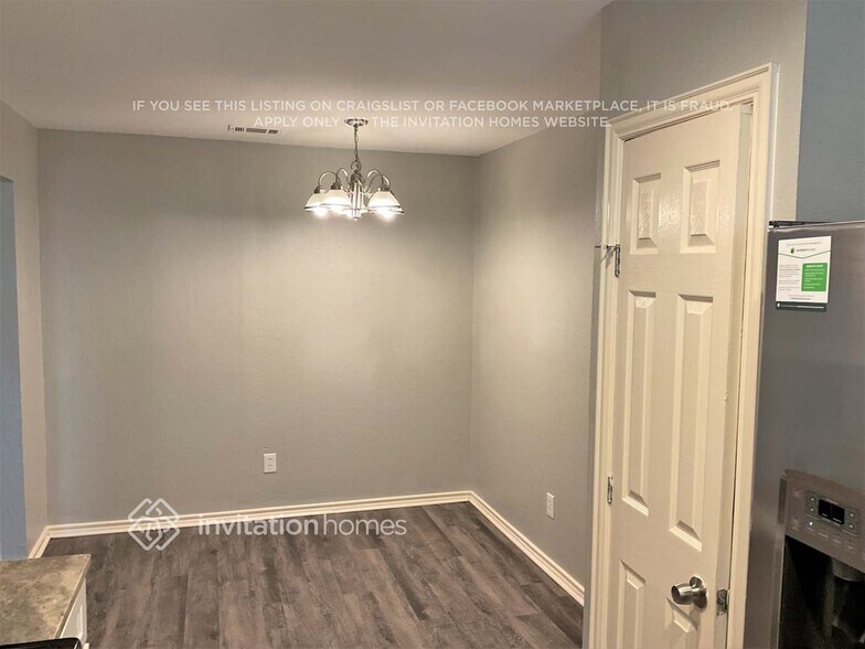 Building Photo - 6224 Vista Wood Dr