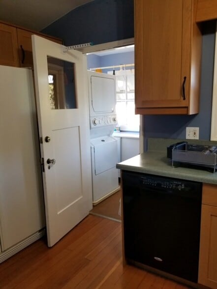 Washer and Dryer - 634 N Naomi St