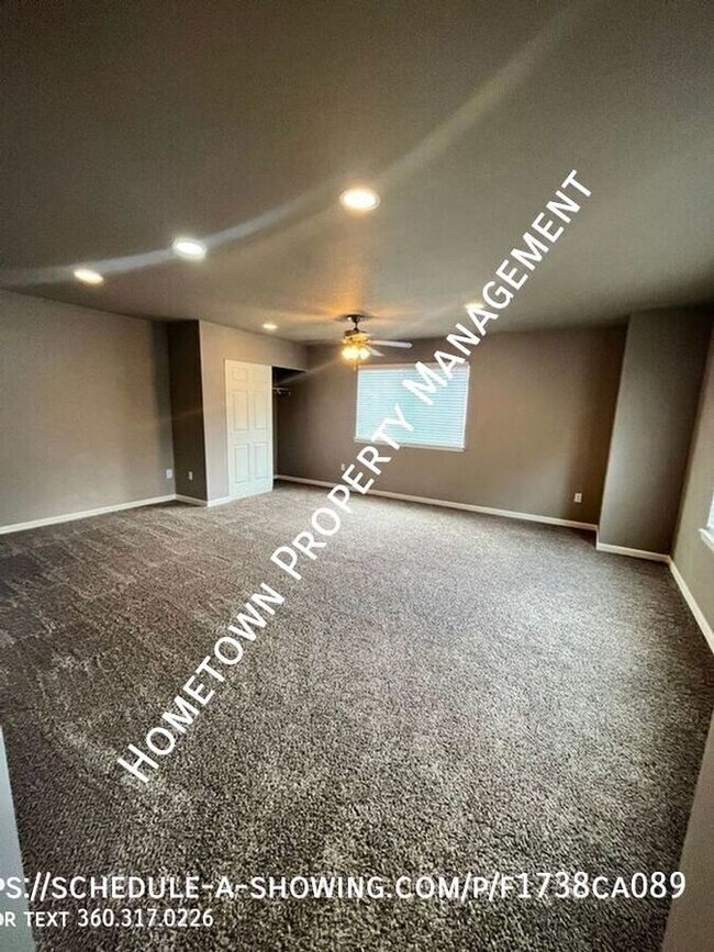 Building Photo - 7011 Prism St SE