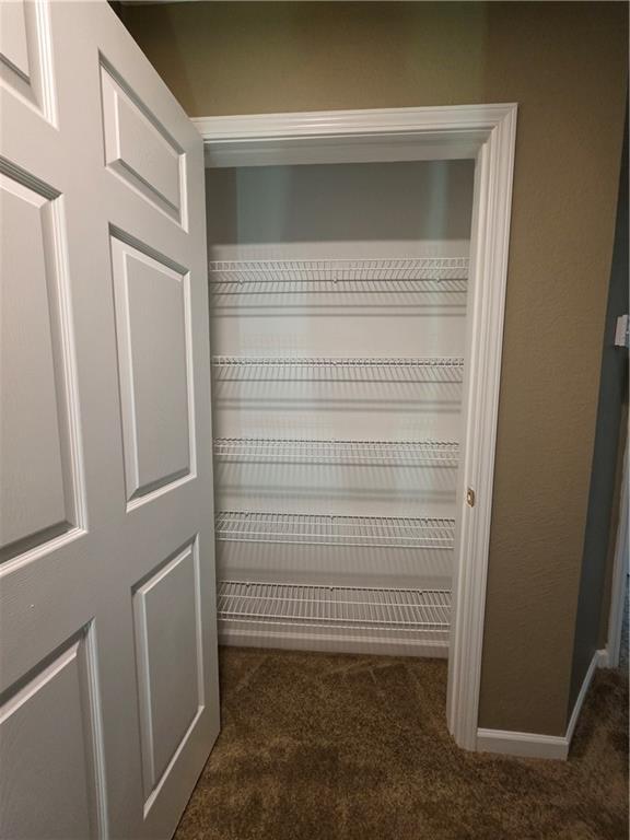 Building Photo - 7067 Brookview Cir