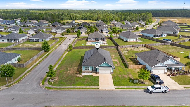 Building Photo - 809 Whispering Creek Ave