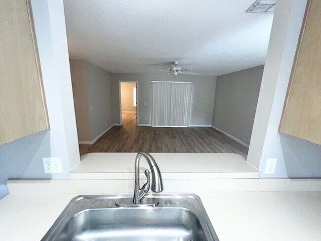 Building Photo - Welcome Home! Updated flooring & fresh interior paint! Move in OCTOBER! Beautiful 3X2 with attach...
