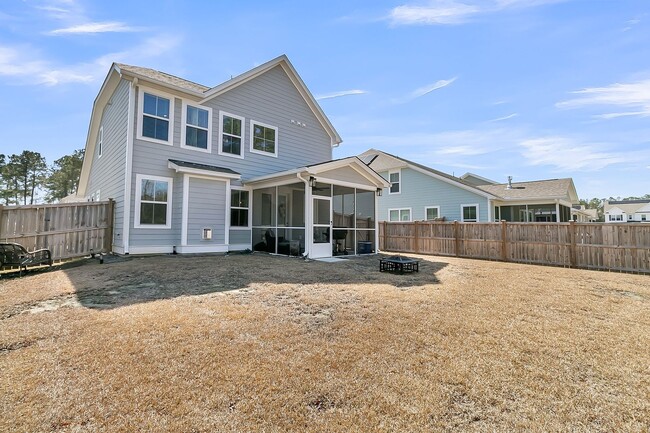 Building Photo - Charming Home in Moncks Corner's Spring Gr...