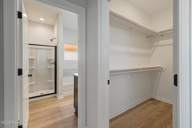 Building Photo - 225 Wakely Ct