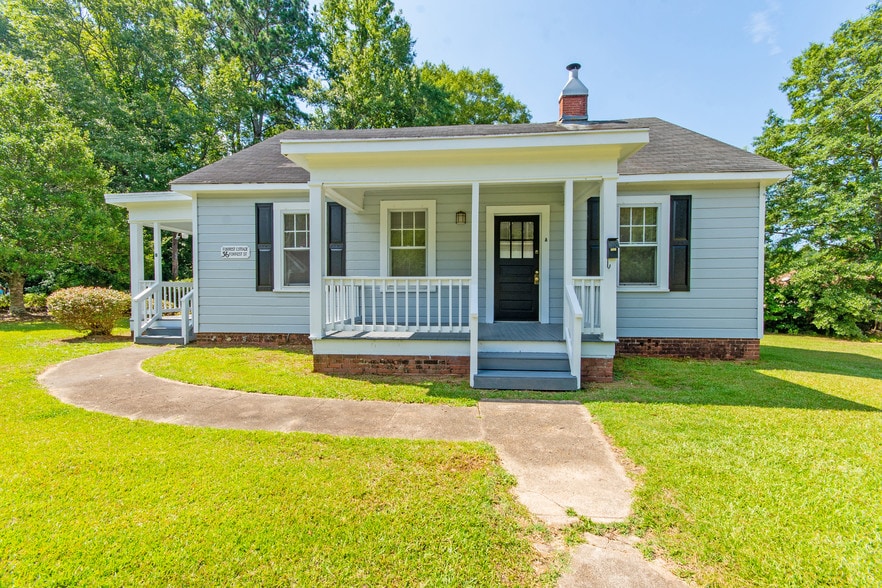 Front view - 36 Forrest St