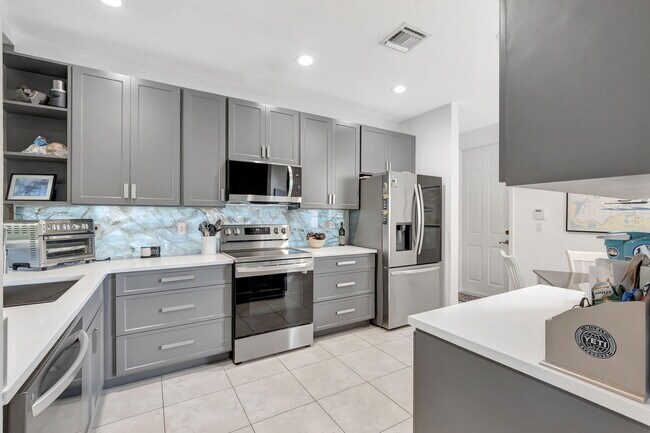 Building Photo - 16089 Poppy Seed Cir