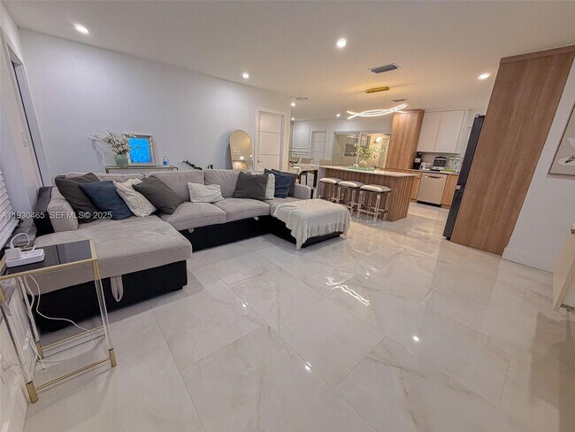 Building Photo - 7951 NW 37th Dr