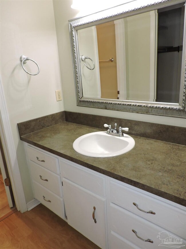 Building Photo - 7356 Sandy Creek Cir