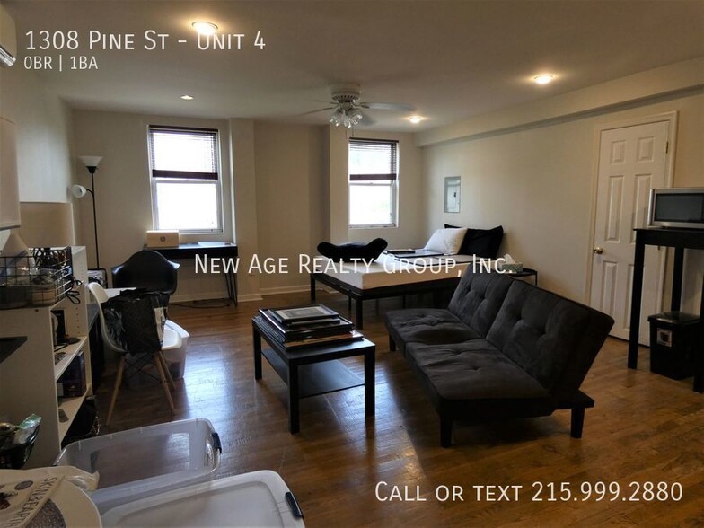 Building Photo - 1308 Pine St