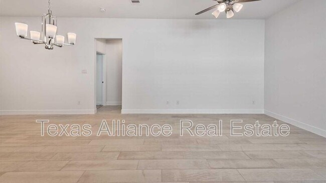 Building Photo - 2214 Rothbury Dr