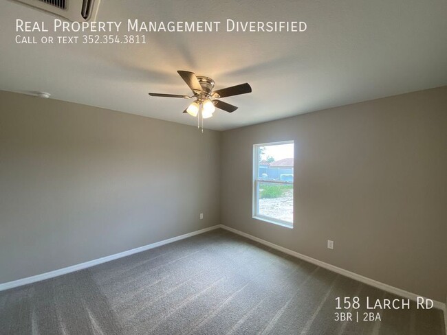 Building Photo - 158 Larch Rd